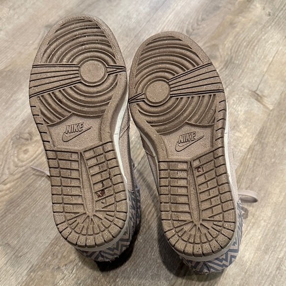 Women's Nike High-Top Wedge Sneakers Size 7.5 - Picture 8 of 9